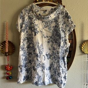 Italian Line Blue Floral Short Sleeve Women's Top